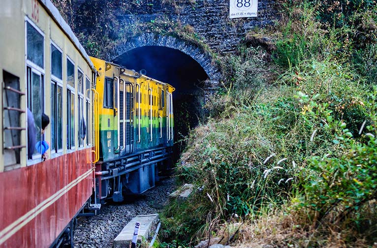 a-toy-train-to-shimla