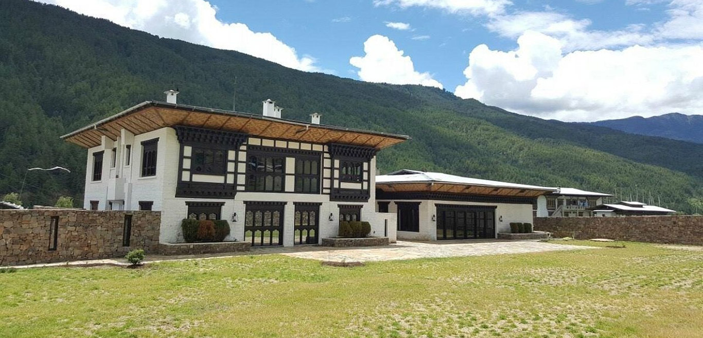best-boutique-and-luxury-stays-in-paro-bhutan