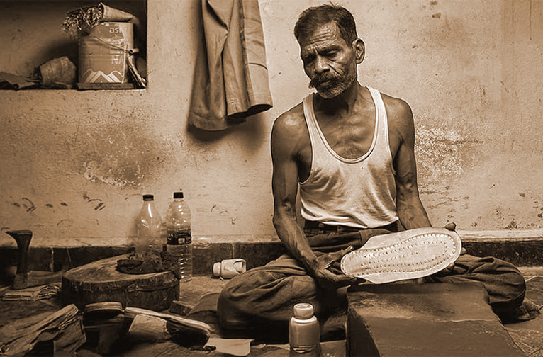 crushing-on-kolhapuri-chappals