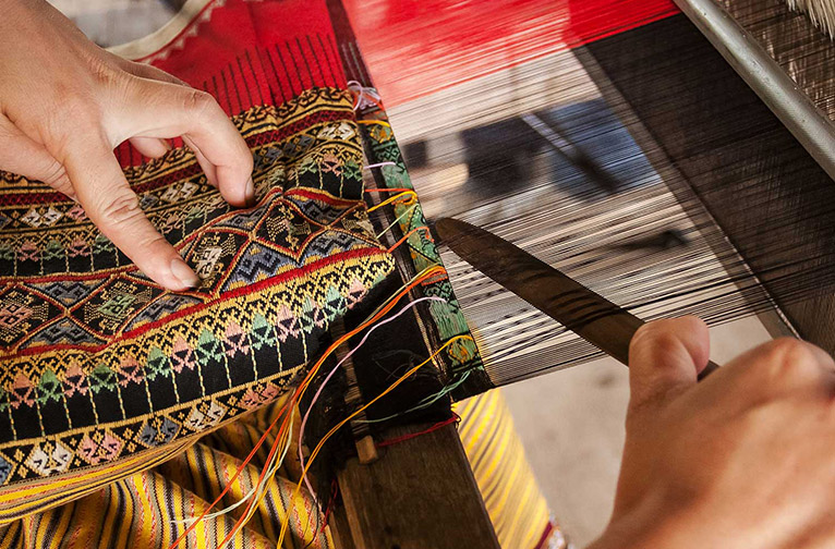 four-quartets-india-nepal-bhutan-and-sri-lanka-textile-legacies