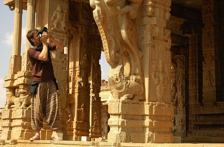 hampi-theatre-of-a-glorious-past