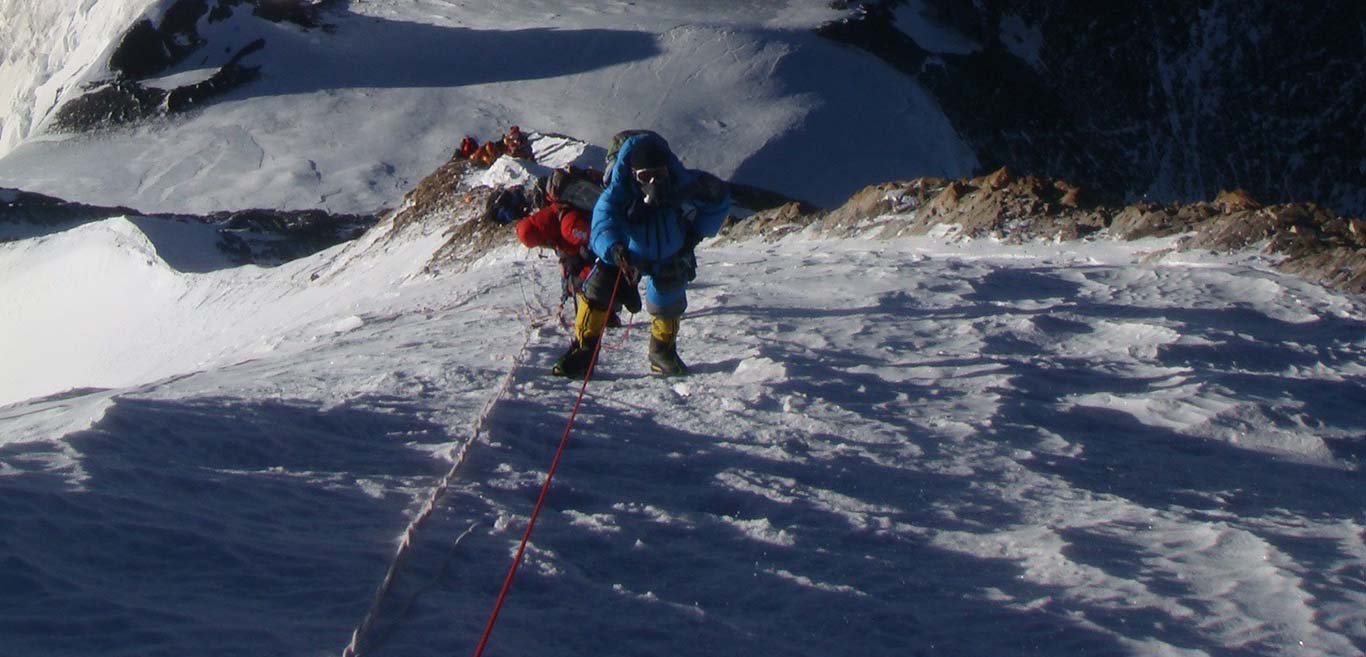 meet-sherpa-who-climbed-the-everest