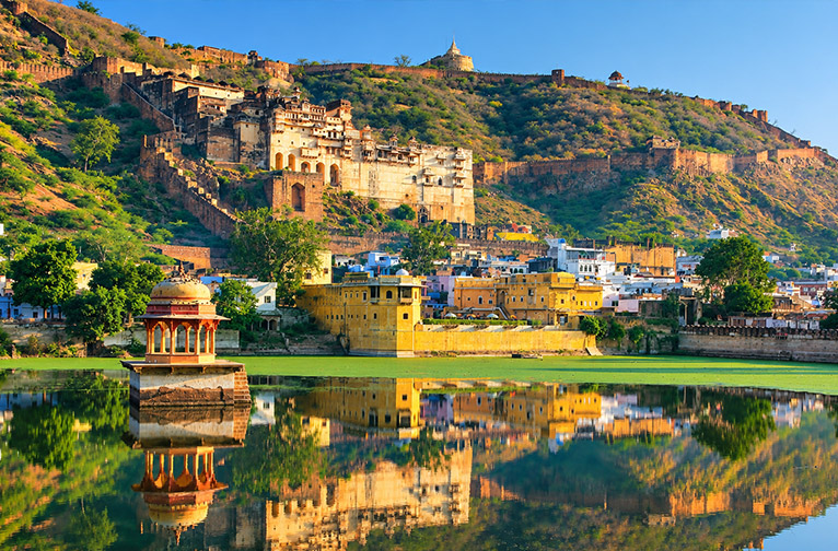 the-art-and-craft-of-rajasthan-s-miniature-painting-traditions