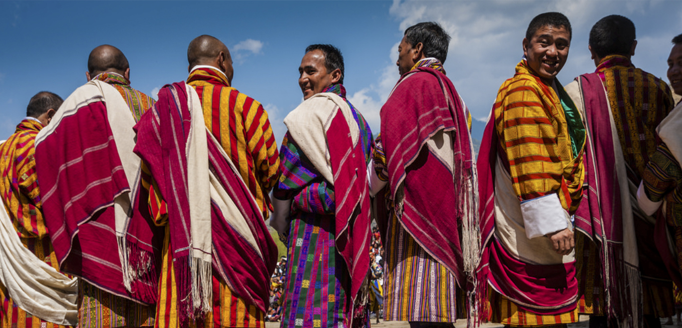 the-traditional-distinctive-dresses-of-bhutan